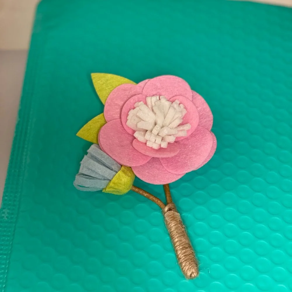 Mother’s Day Flower Corsage Keepsake • Felt flower bouquet pin on corsage